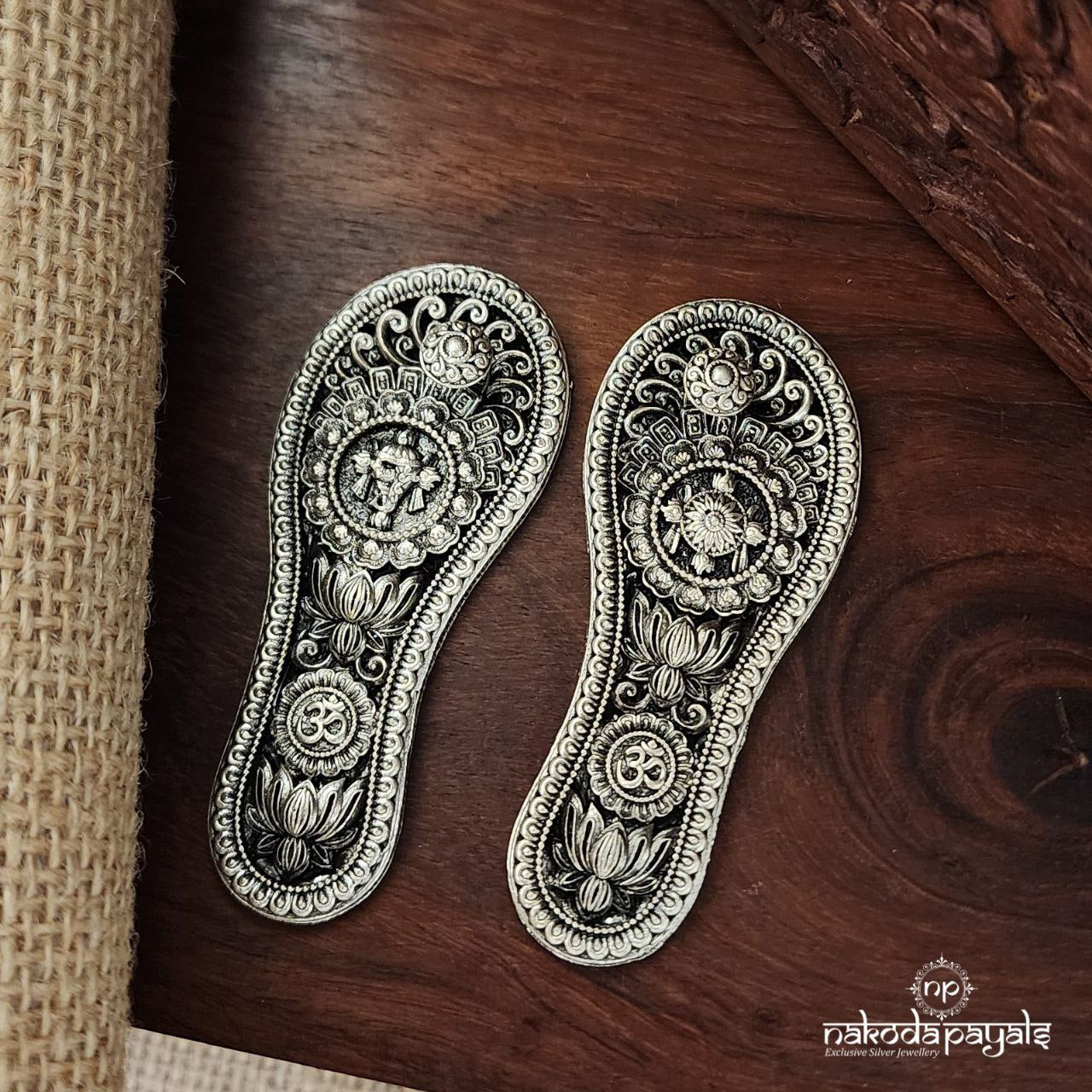 Vishnu Scared Footprints (Aa1520)