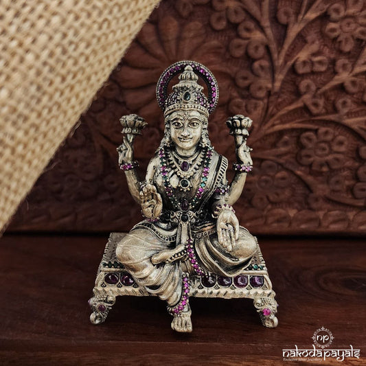 Lalitha Aasana Lakshmi (Aa0589)