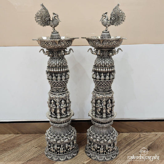 Inimitable Handcrafted 23" Five Wick Lamp Pair (Aa1998)