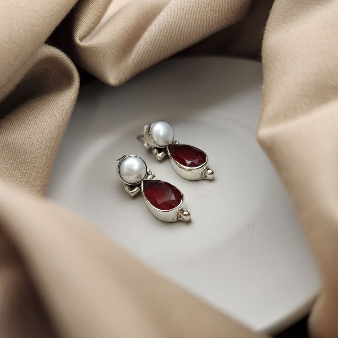 Drop Earrings (H2000-05)