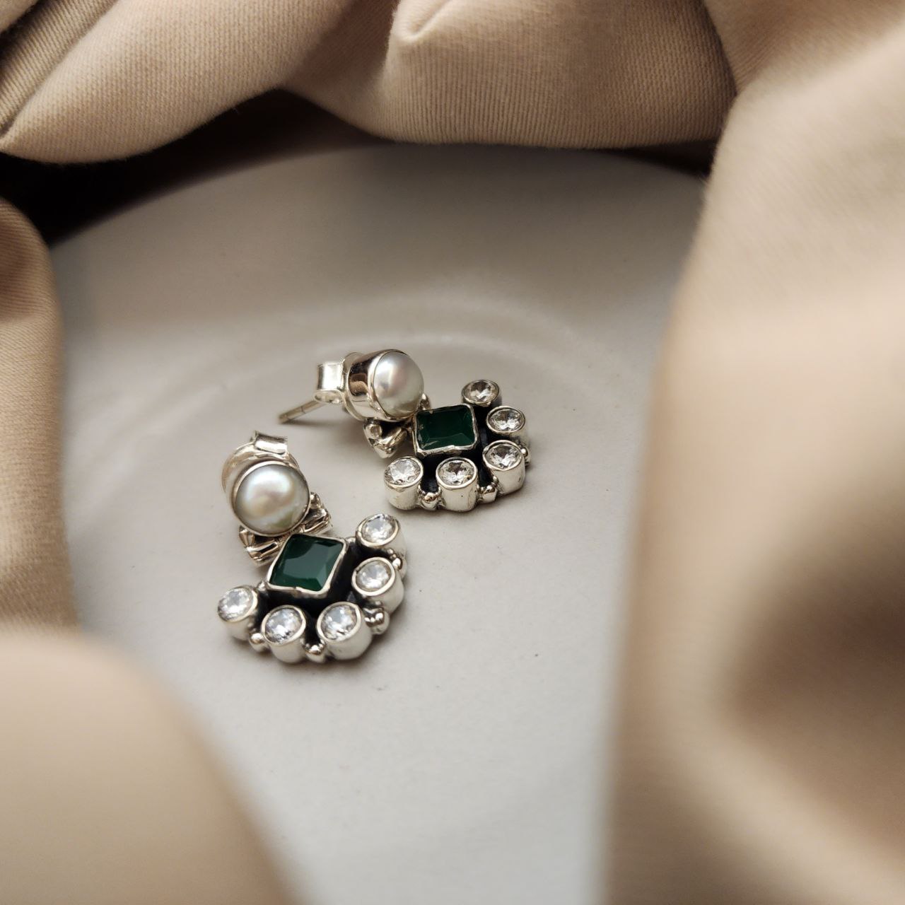 Semi Square Cutstone Earrings (H2123-31)