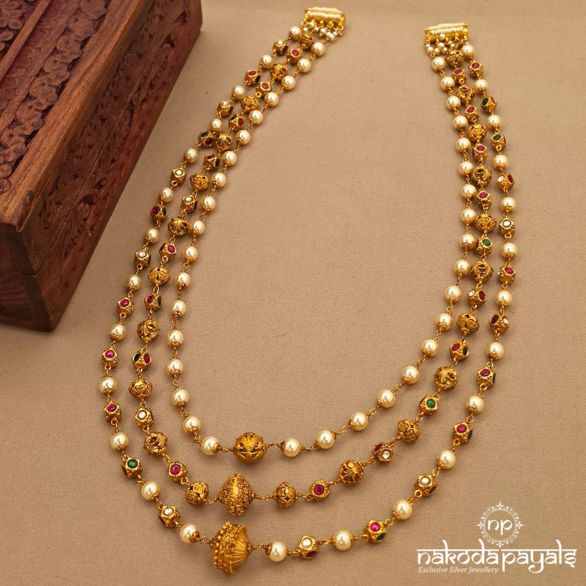 Tri Layered Kundan Pearl Mala (Gn10840)