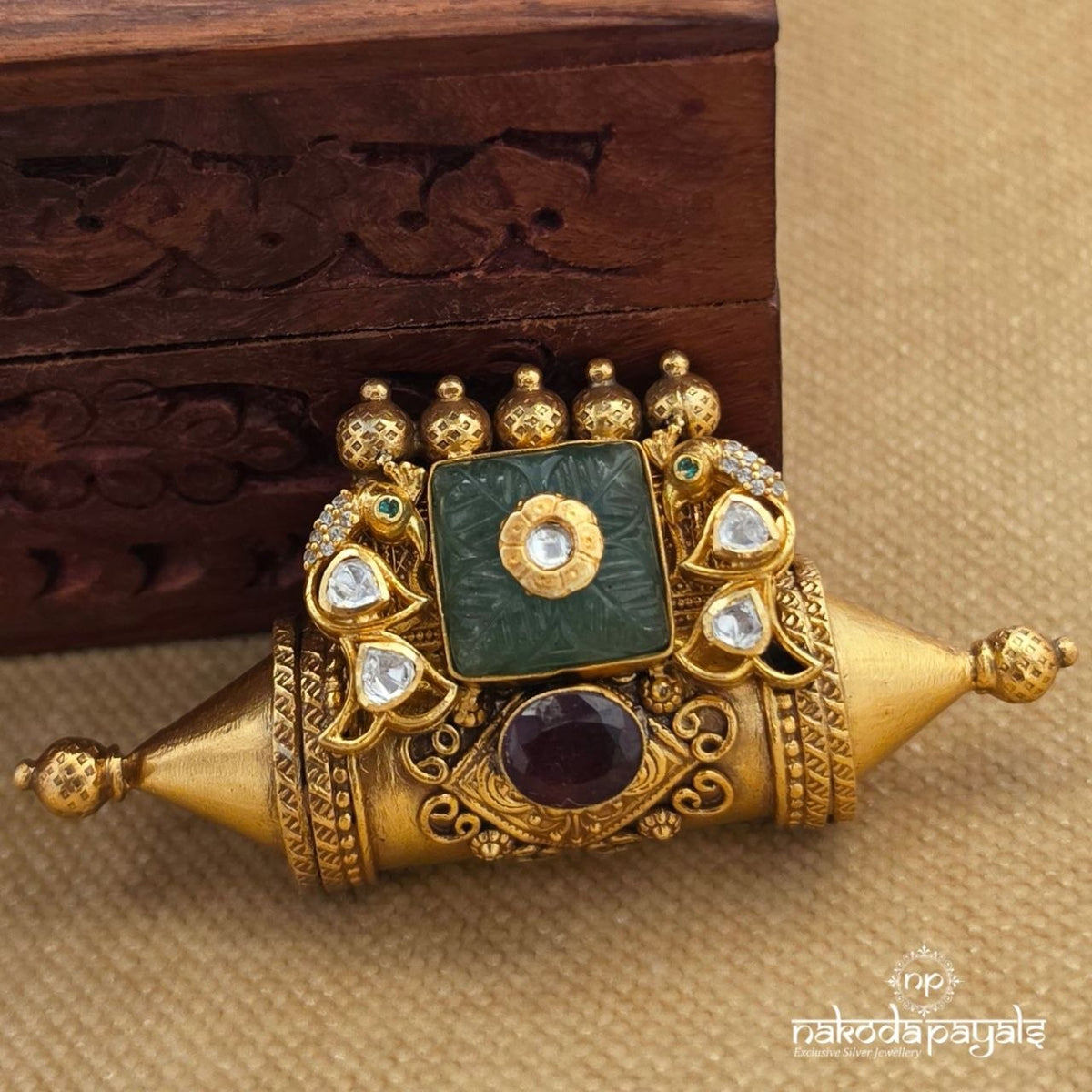 Green Kundan Tabji Pendant (Gp2615)