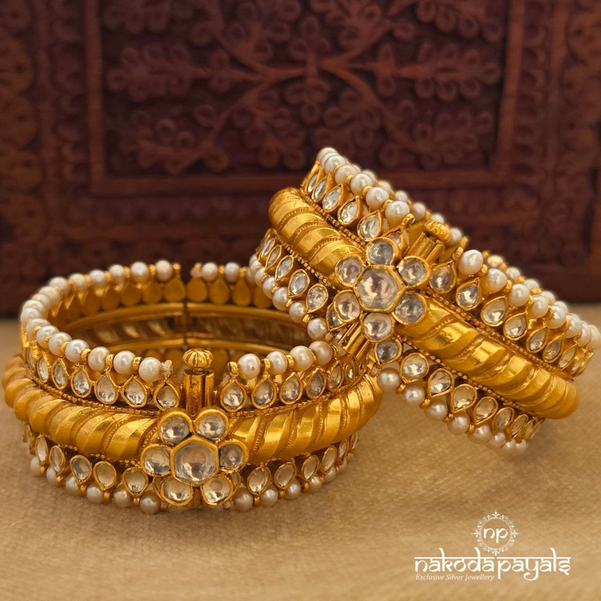 Floral Moissanite Bangle (Gk3394)