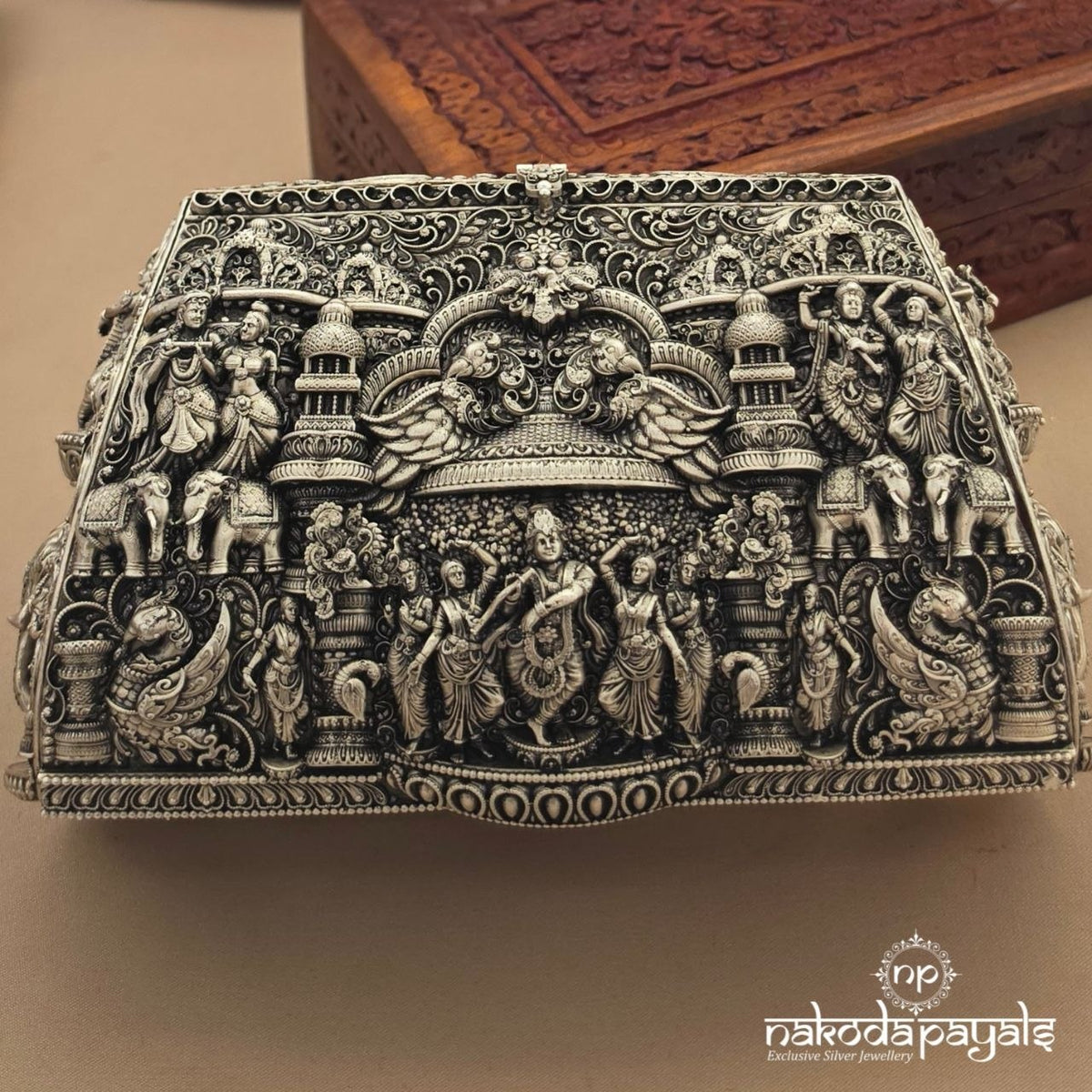 Muralidhar- The Art Of Krishna Clutch (ESA349)