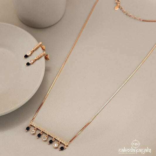 Black Crystal Drops Neckpiece With Earrings (St3156)