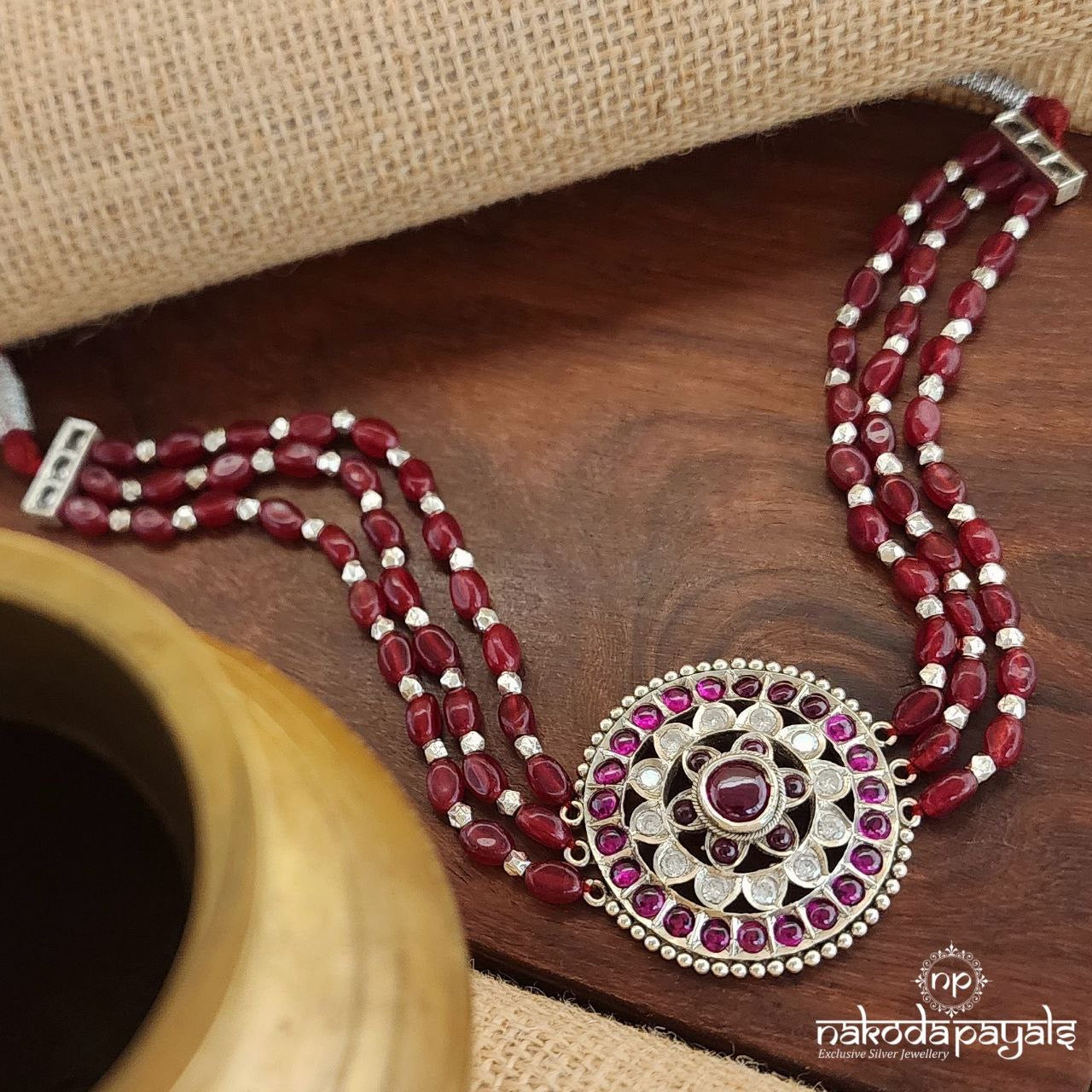 Red Beads Floral Choker (N10434)