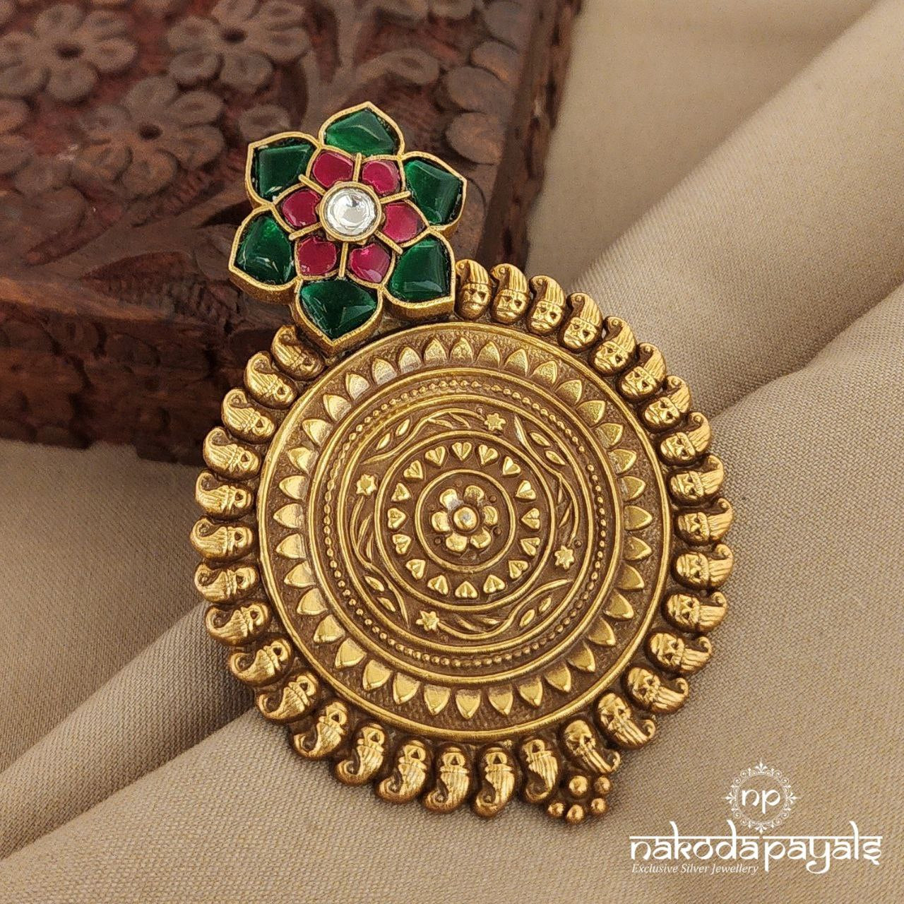 Green Floral Kundan Pendant ( Gp1737)