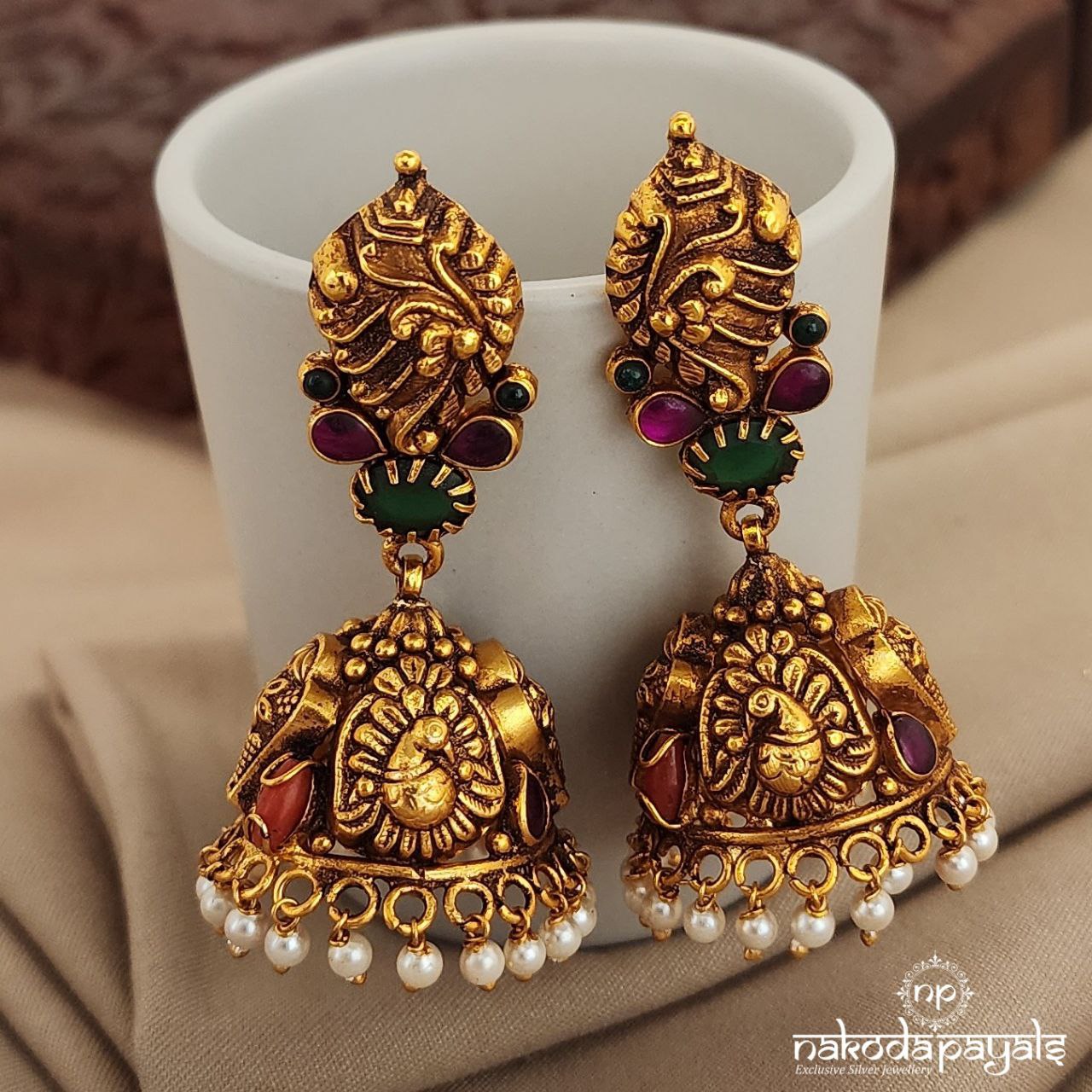 Traditional Coral Jhumka (Ge7847)