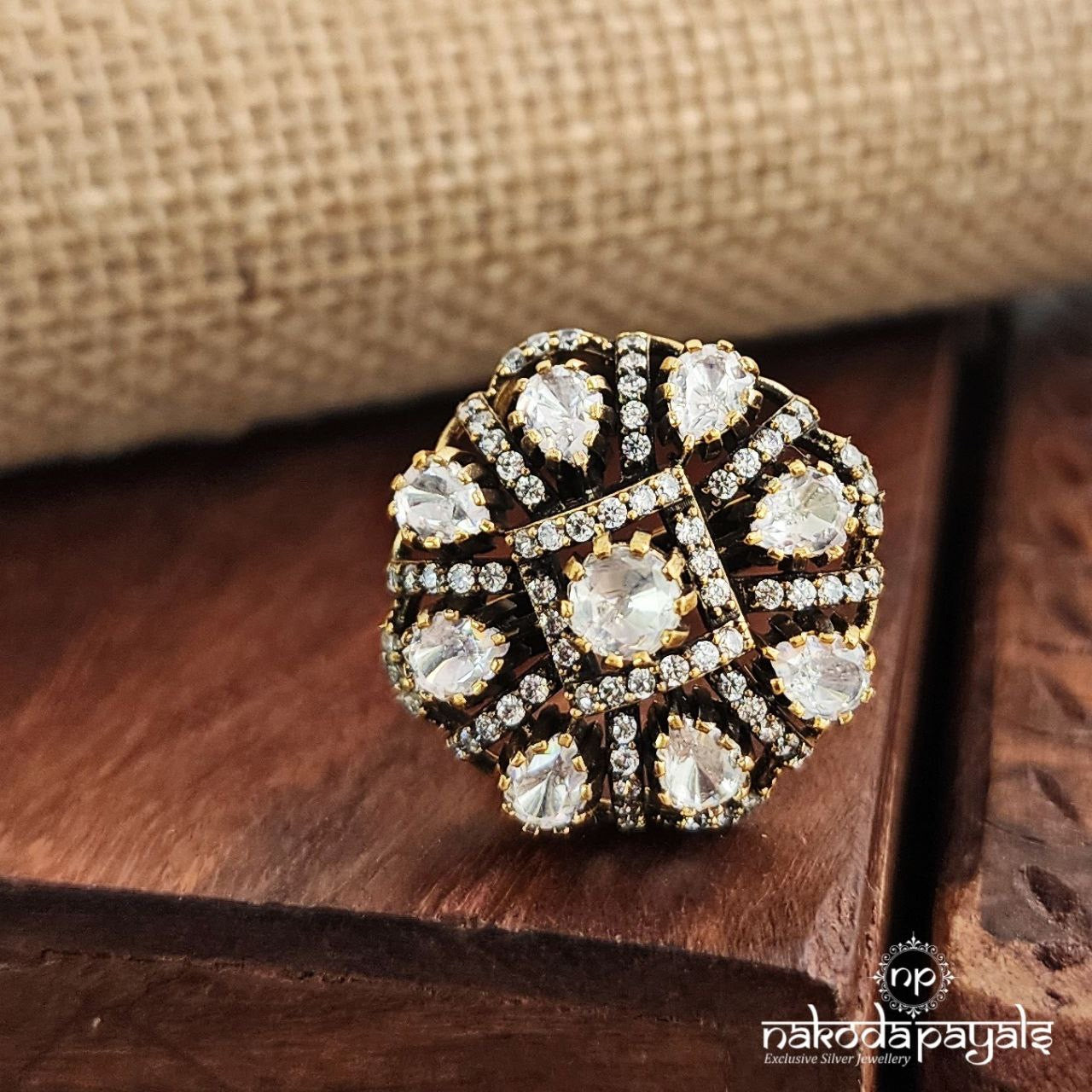 Fabulous Moissanite Finger Ring (F2575)