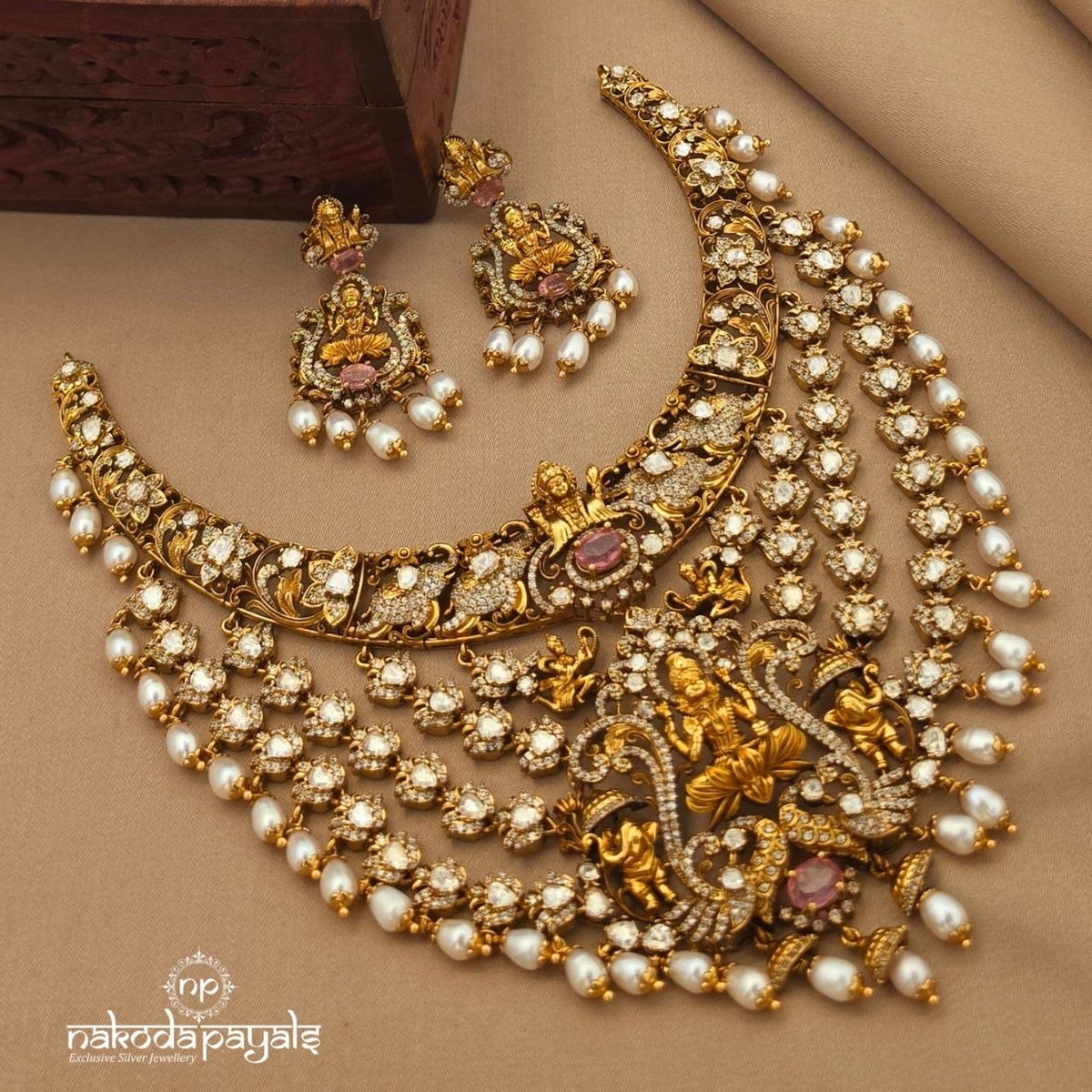 Stunning Layered Moissanite Neckpiece With Earrings (Gn10779)