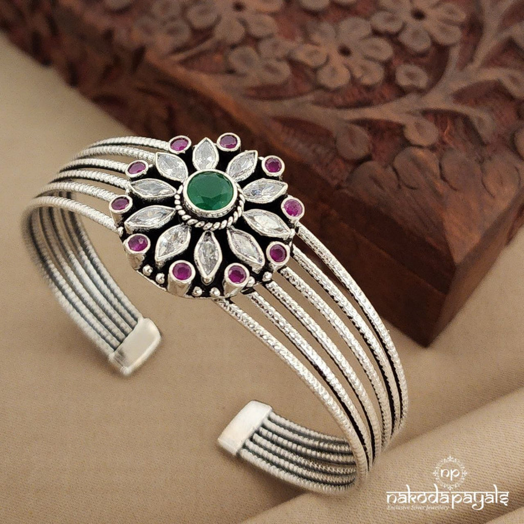 Flower Open Cuff Kada (K4707)