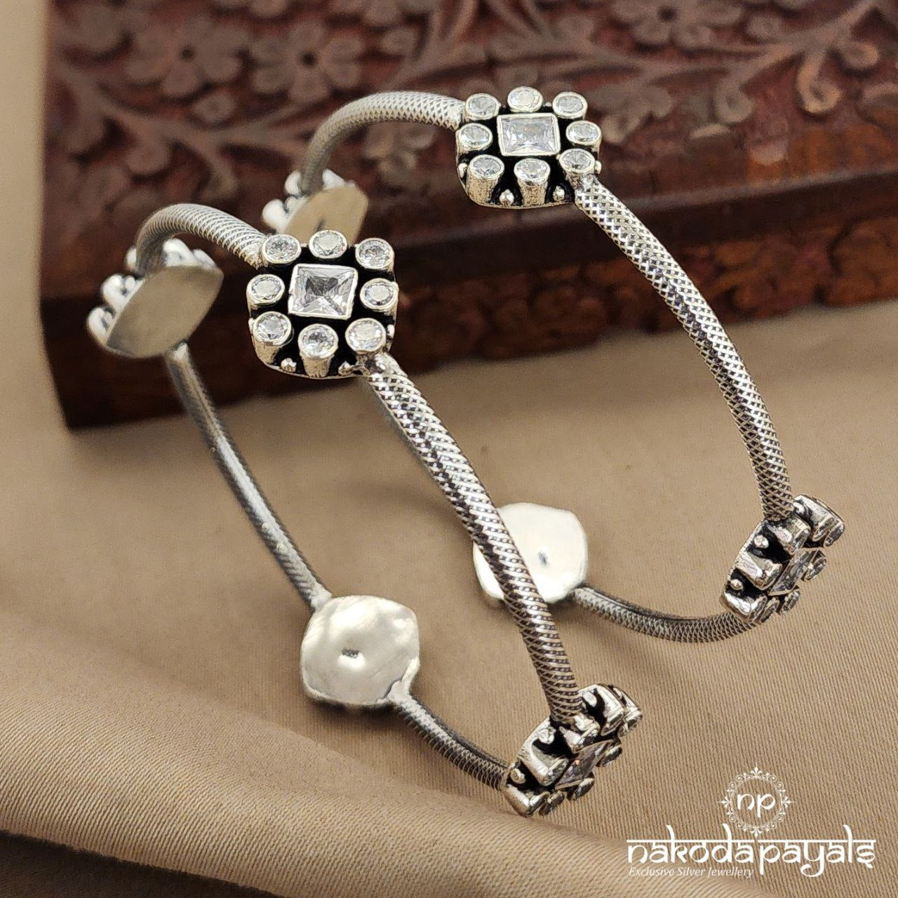 Cubical White Cut stone Bangle Pair (K4727)
