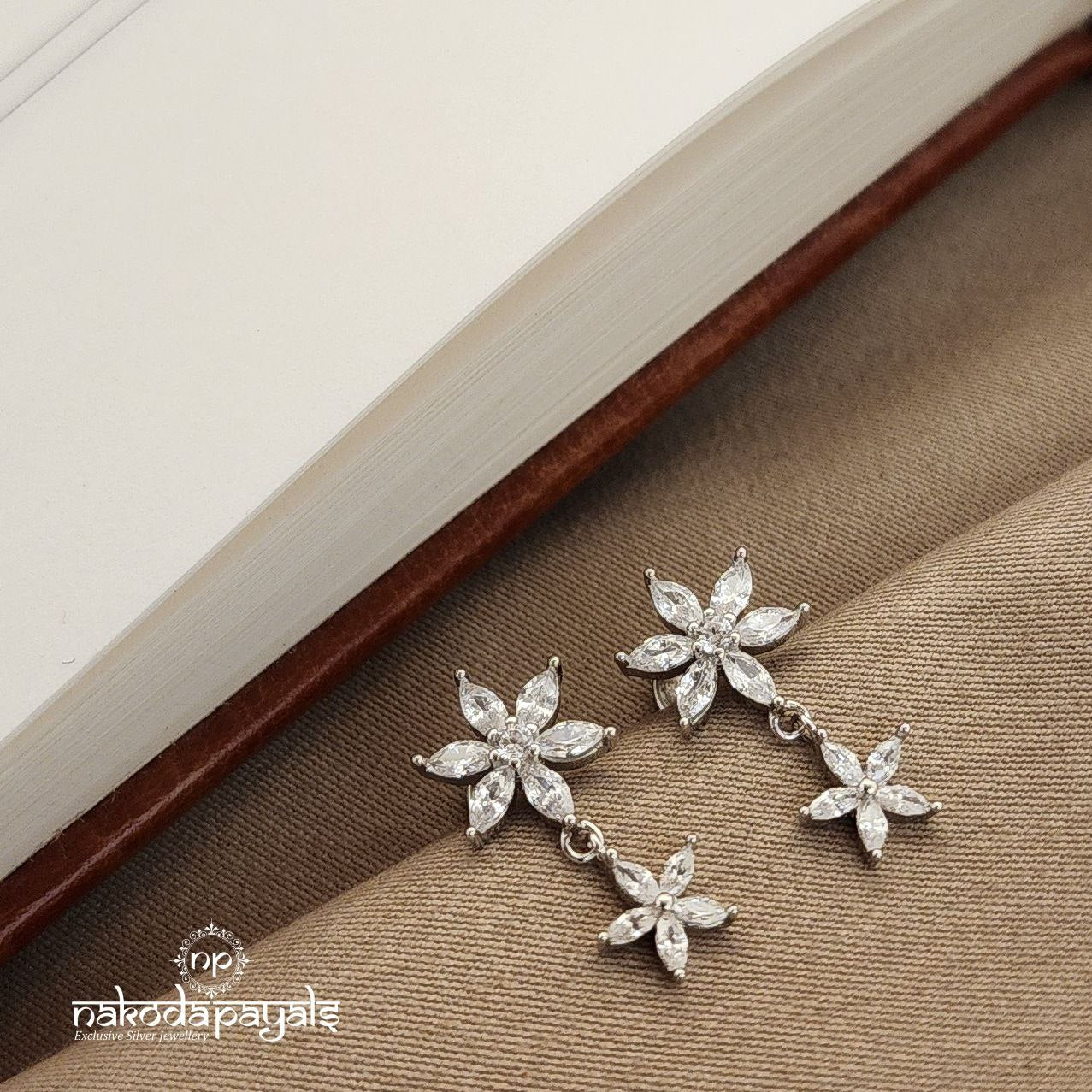 Flower Drop Earrings (St2599)