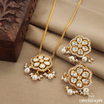 Stunning Floral Pearl Neckpiece With Earrings (Gn7433)