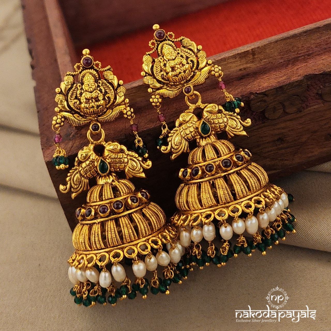 Alluring Pearl Jhumka (Ge7954)