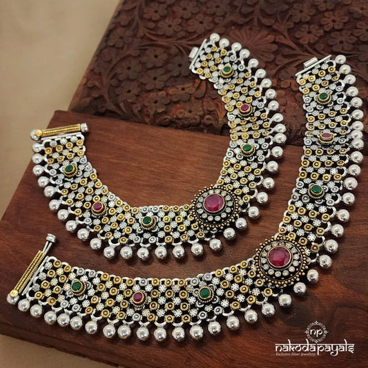 Broad Cutstone Dual Tone Bridal Anklets (A5601)