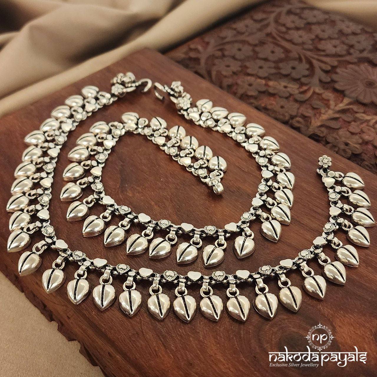 Pretty Heart Drops Anklets (A5608)