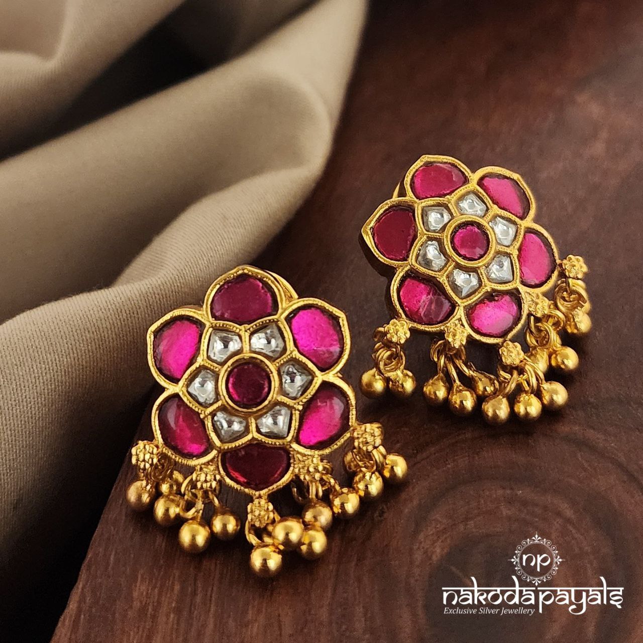 Pink Floral Kundan Studs (Ge7957)