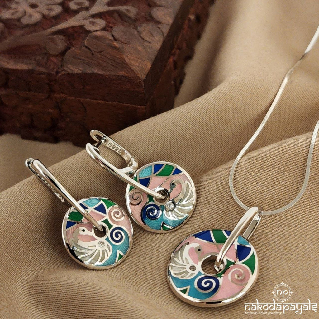 Cute Swan Enamel Pendant With Earrings (St2619)