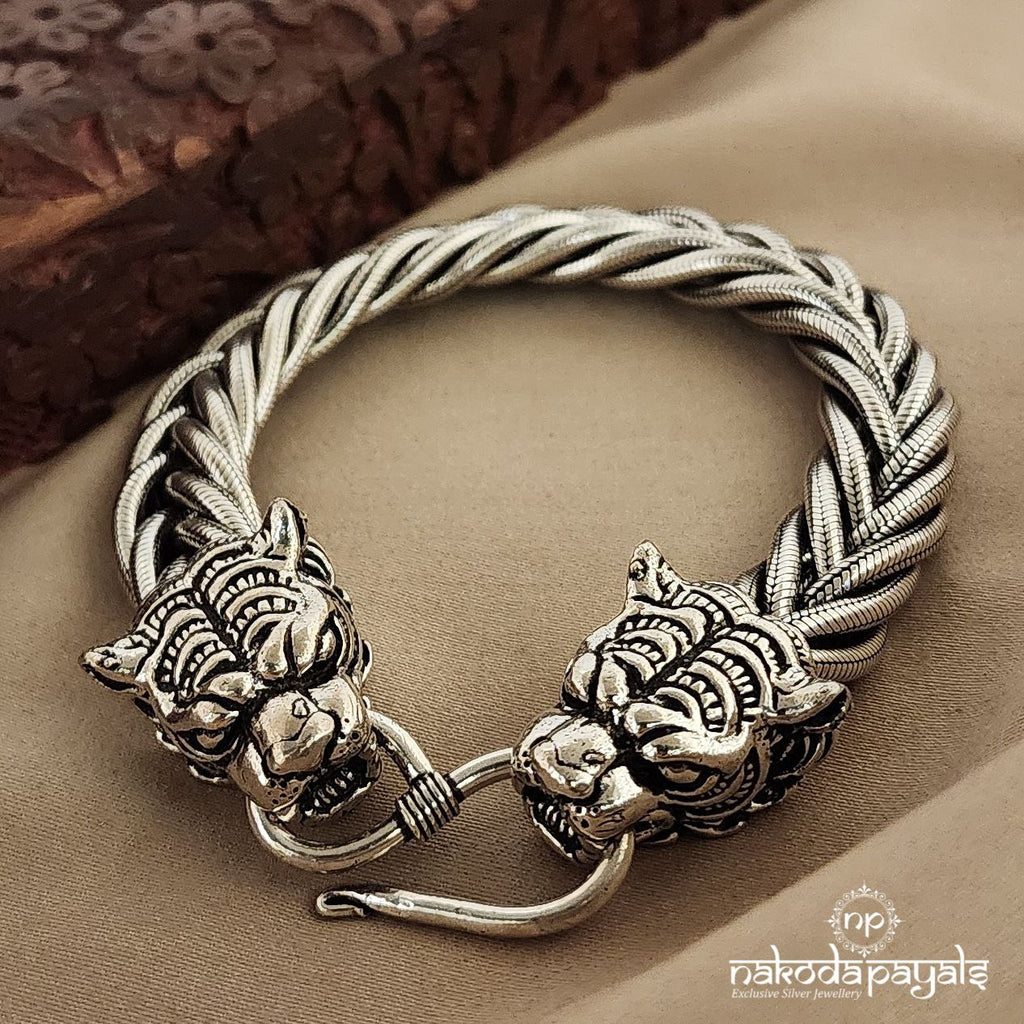 Lion Braided Men’s Bracelet (Mc0851)