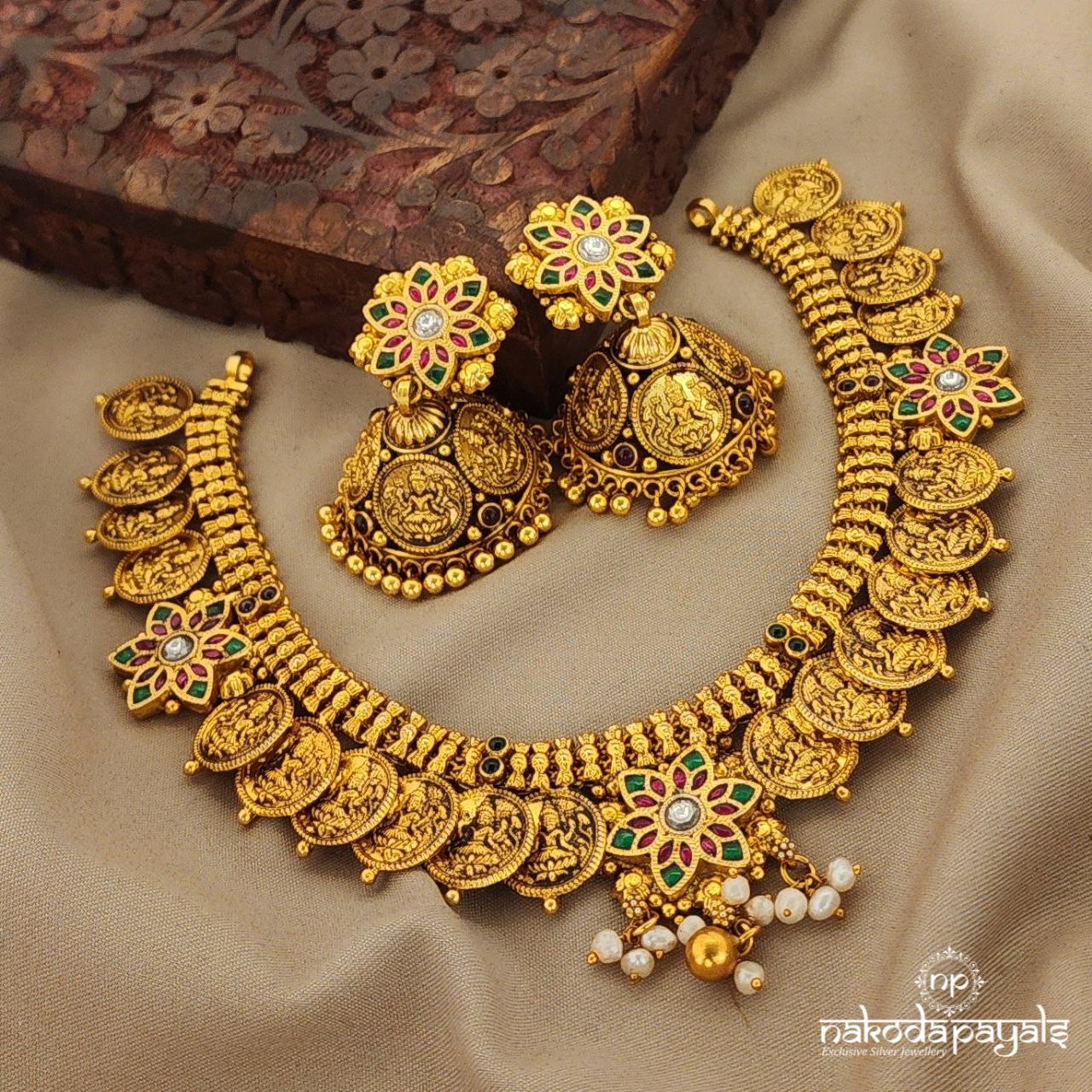 Coined Floral Kundan Neckpiece With Earrings (Gn7475)