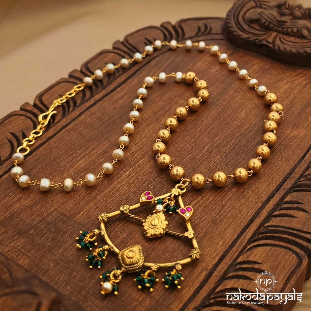 Ball Kundan Neckpiece (Gn11008)