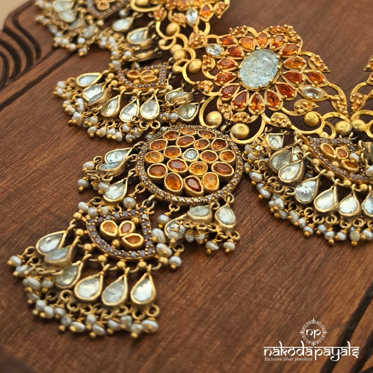 Citrine Amber Neckpiece With Earrings (Gn11050)