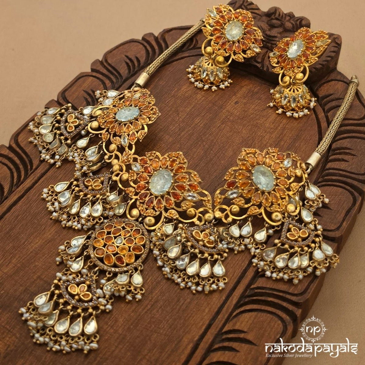 Citrine Amber Neckpiece With Earrings (Gn11050)