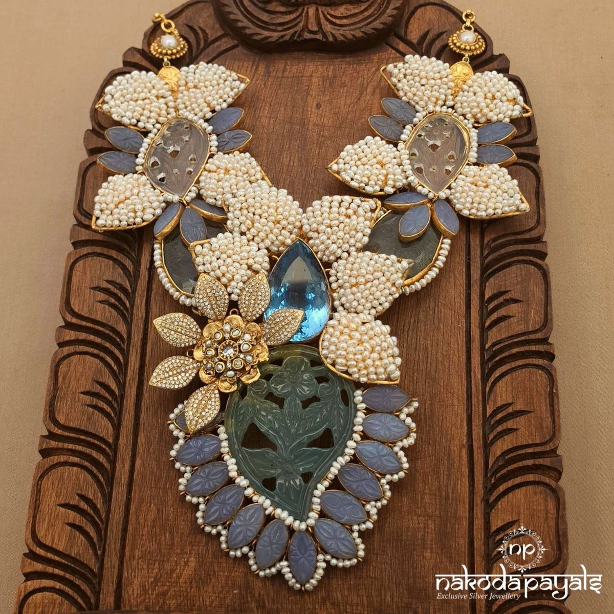 Stunning One Of A Kind Neckpiece (Gn11052)