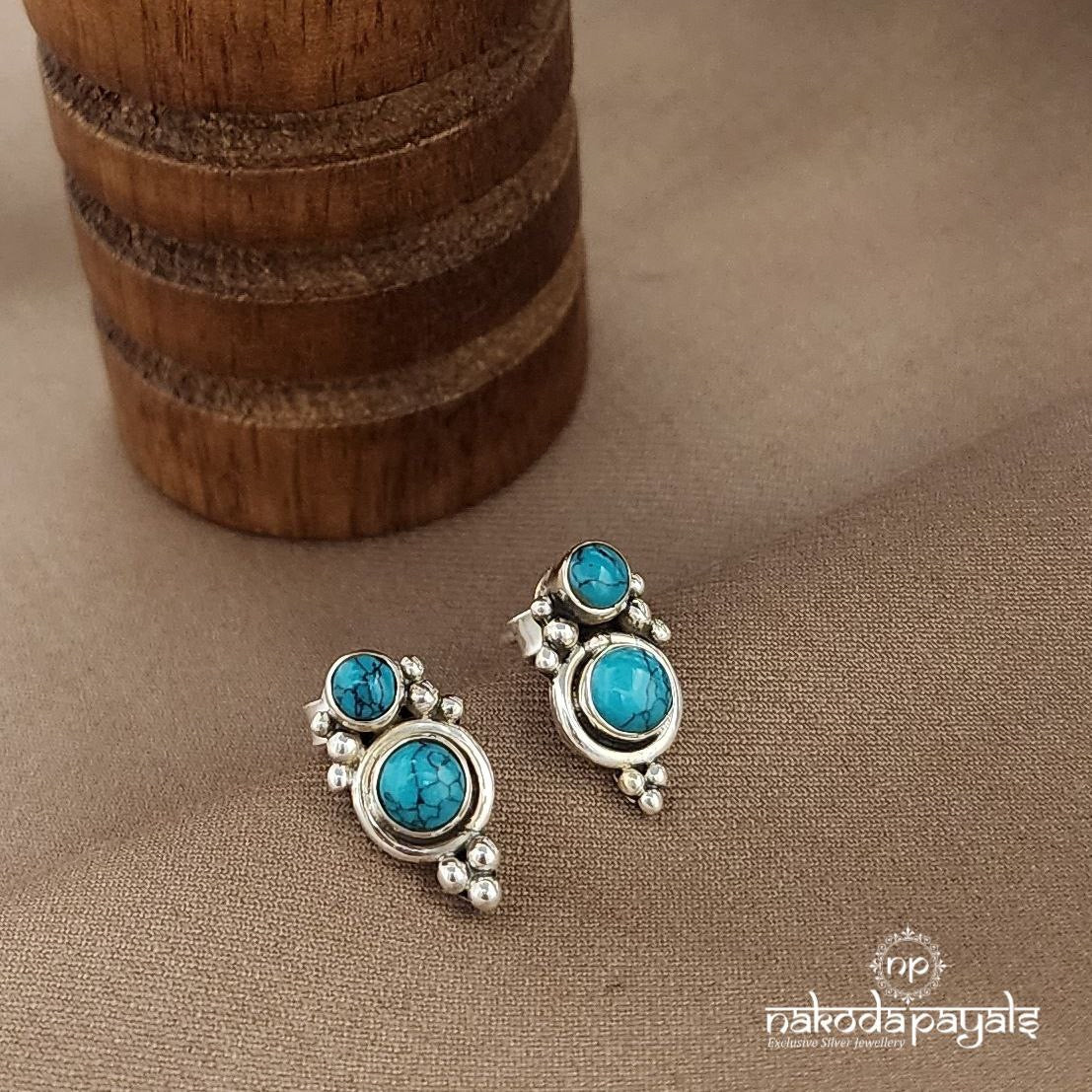 Turquoise Gleam Studs (S3575)
