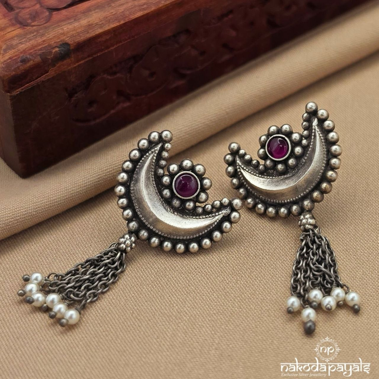 Pearl Drops Earrings (C4036)