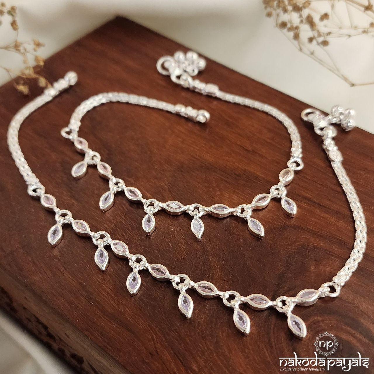 White Pink Leaf Drop Anklets (A5874)