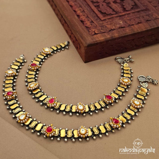 Elegant Leafy Dual Tone Anklets (A7032)