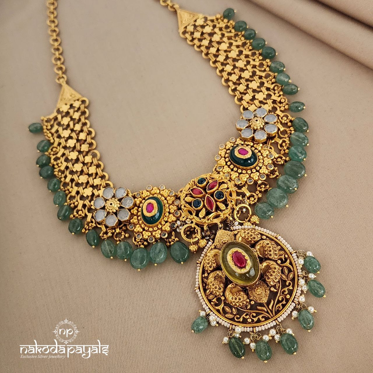 Enticing Green Beaded Neckpiece (GN5852)