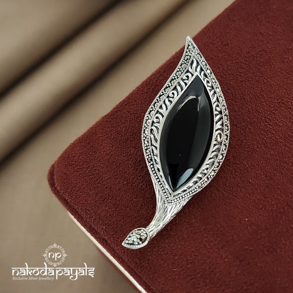 Black Onyx Brooch Cum Pendant (ST1586)