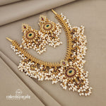 Grand Guttapusalu Neckpiece With Earrings (GN5897)