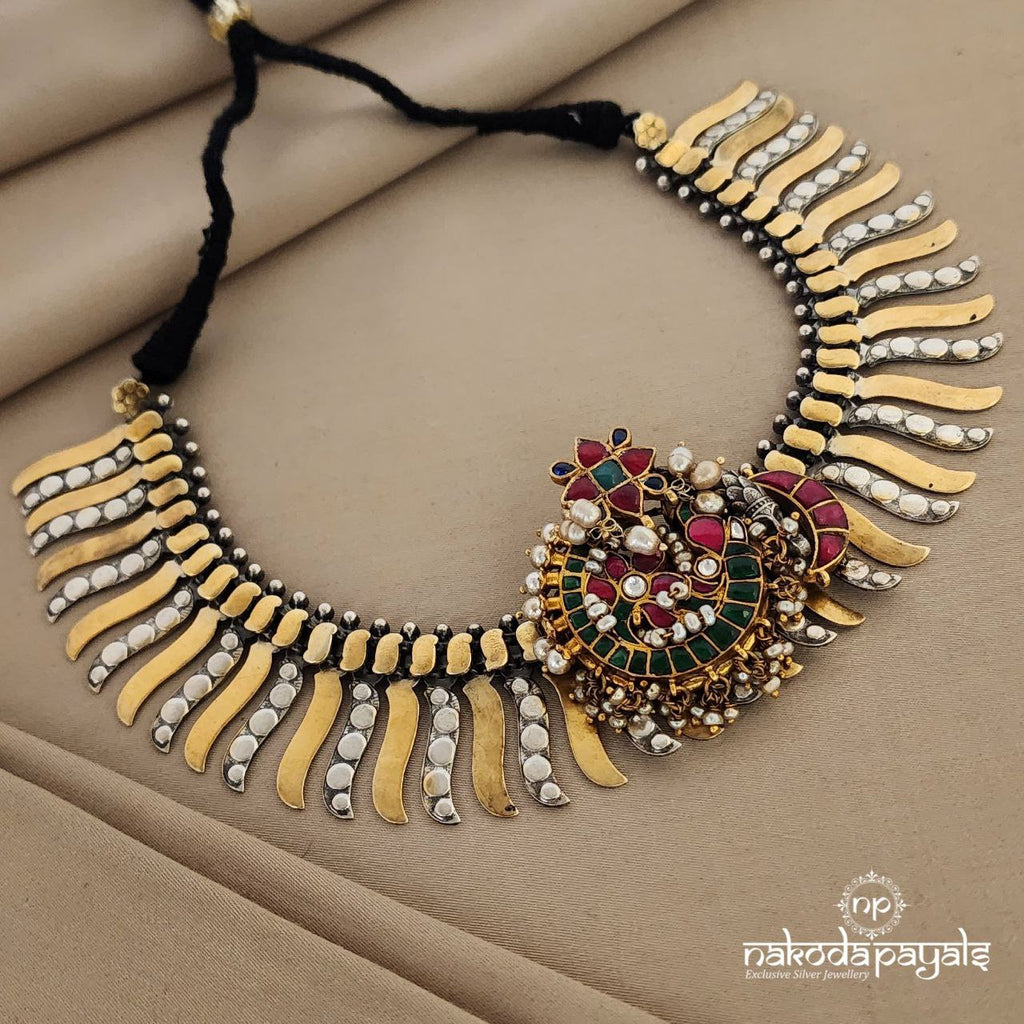 Striking Dual Tone Neckpiece (N8204)