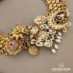 Impressive Moon Neckpiece (GN5902)