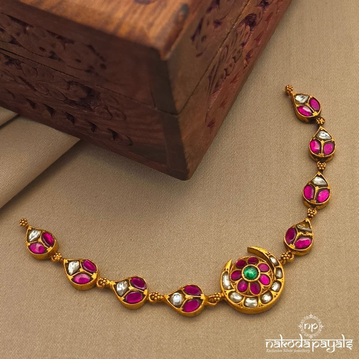 Pink Moon Kundan Choker (Gn11127)