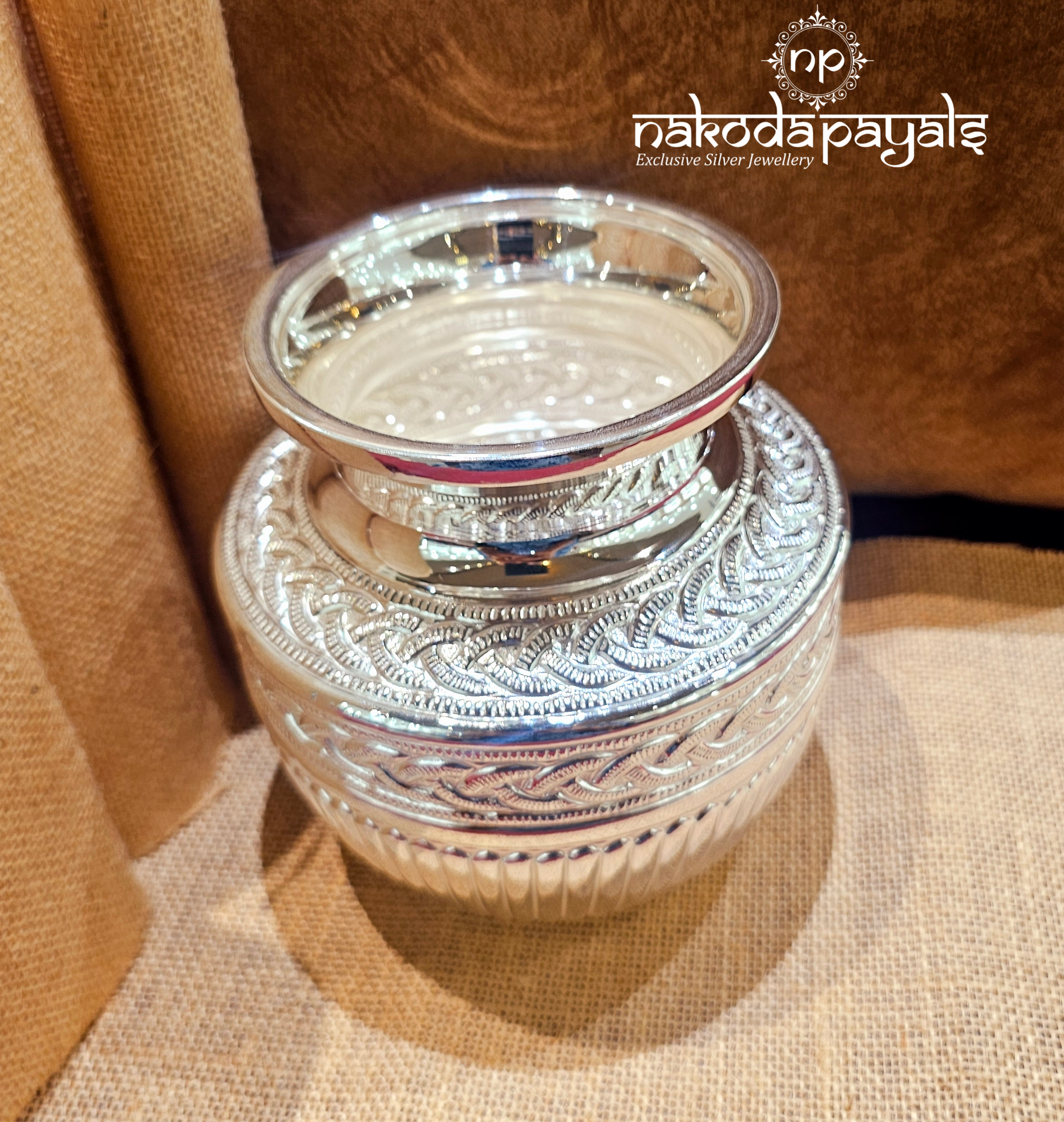 Carved Big Kalasha (Aa1421) – Nakoda Payals