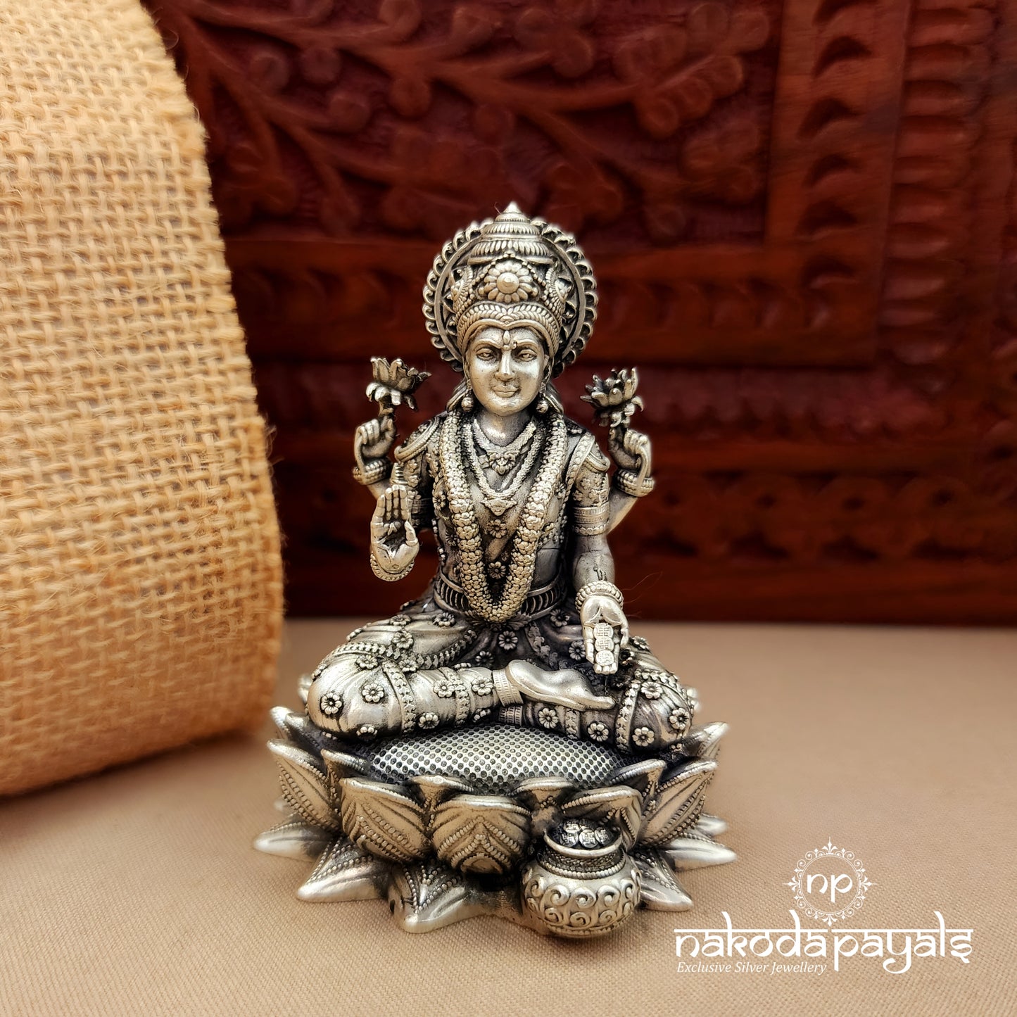 Divine Lakshmi Devi 3D Idol (Aa2614)