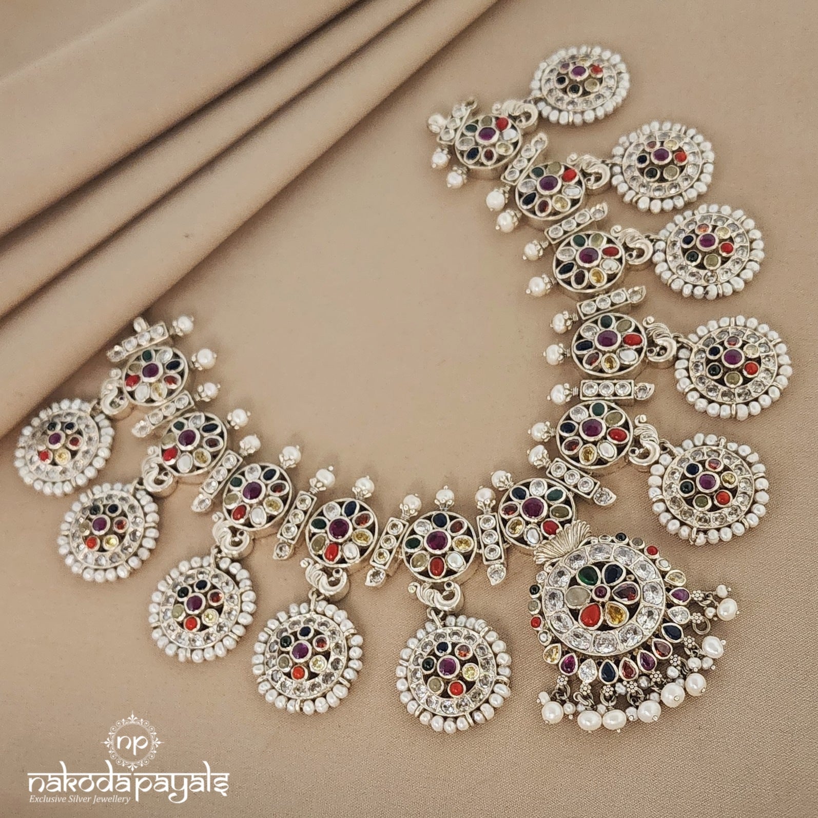 Pearly Navarathna Neckpiece (N8314)