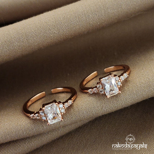 Rose Gold Rectangular White Toerings (T4405)