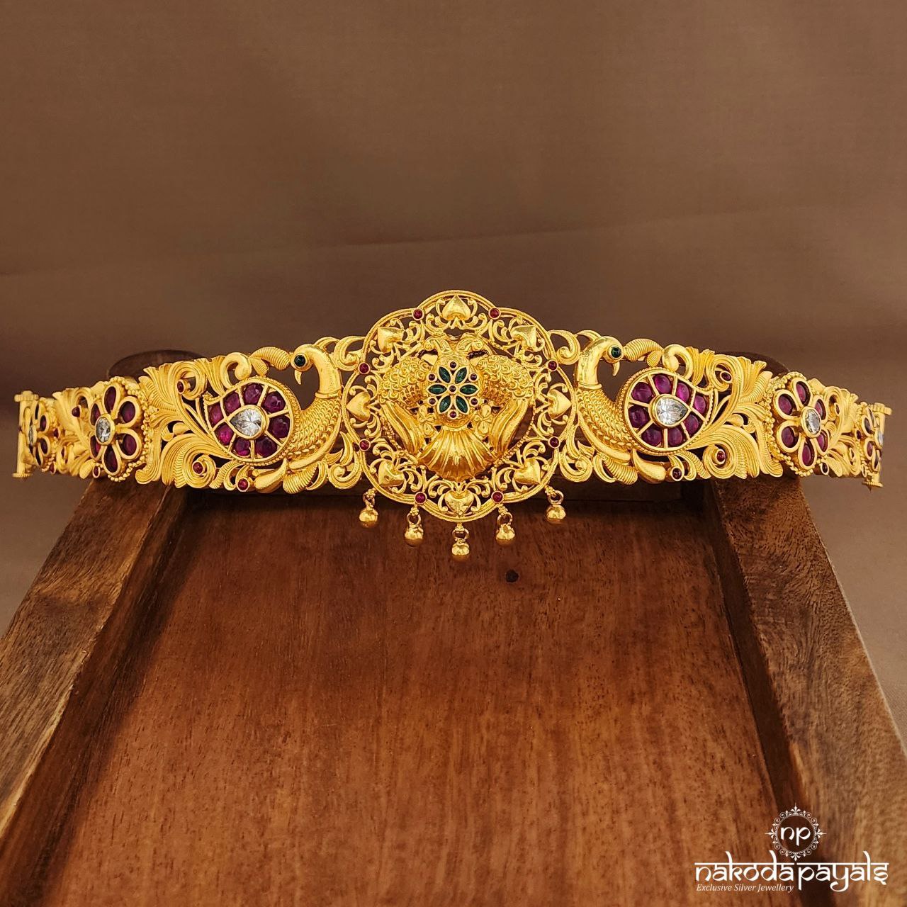 Gandaberunda Mango Red Daab With Belt (D0242)