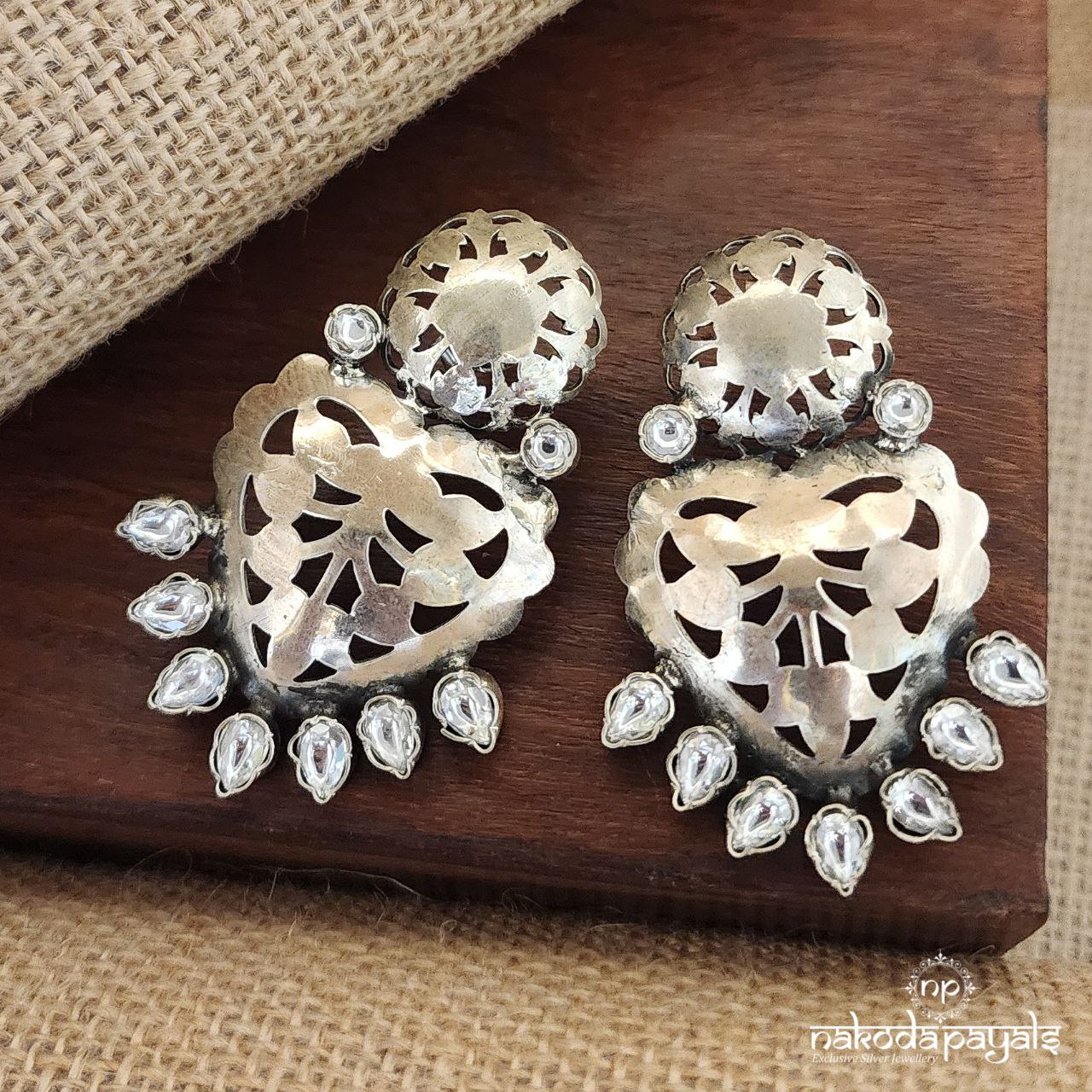 Sweetheart White Earrings (C3030)