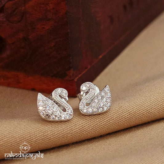 Swam Studs (St3940)