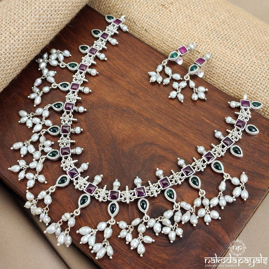 Kemp Guttapusalu Neckpiece With Earrings (N10567)