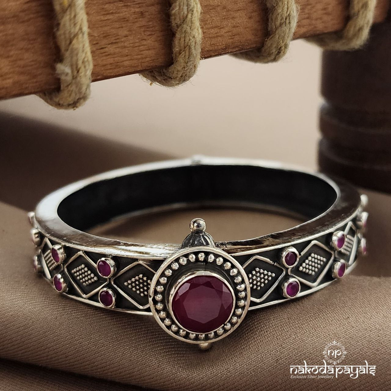 Ancient Kemp Dot Oxidised Kada (K6191)