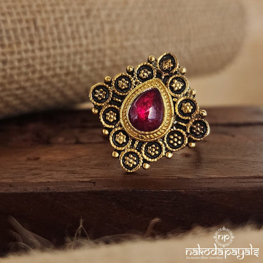 Squarish Red Finger Ring (F2543)